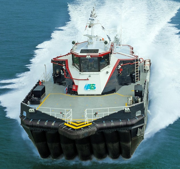 Equipements Défenses de Vedettes Ocean 3 - 3 Crew Boats 35 m Aircat 